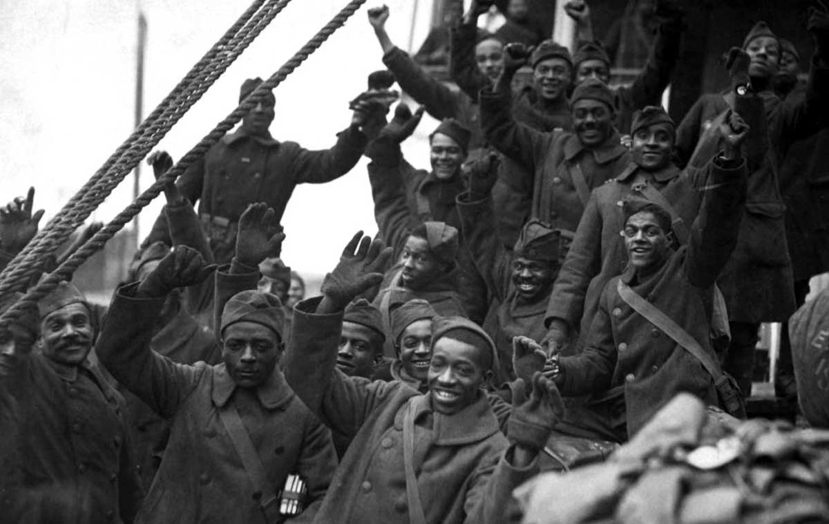 harlem hellfighters men of bronze