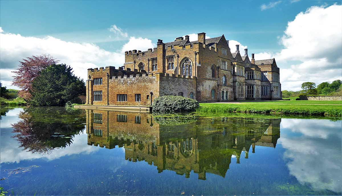historical places visit oxfordshire