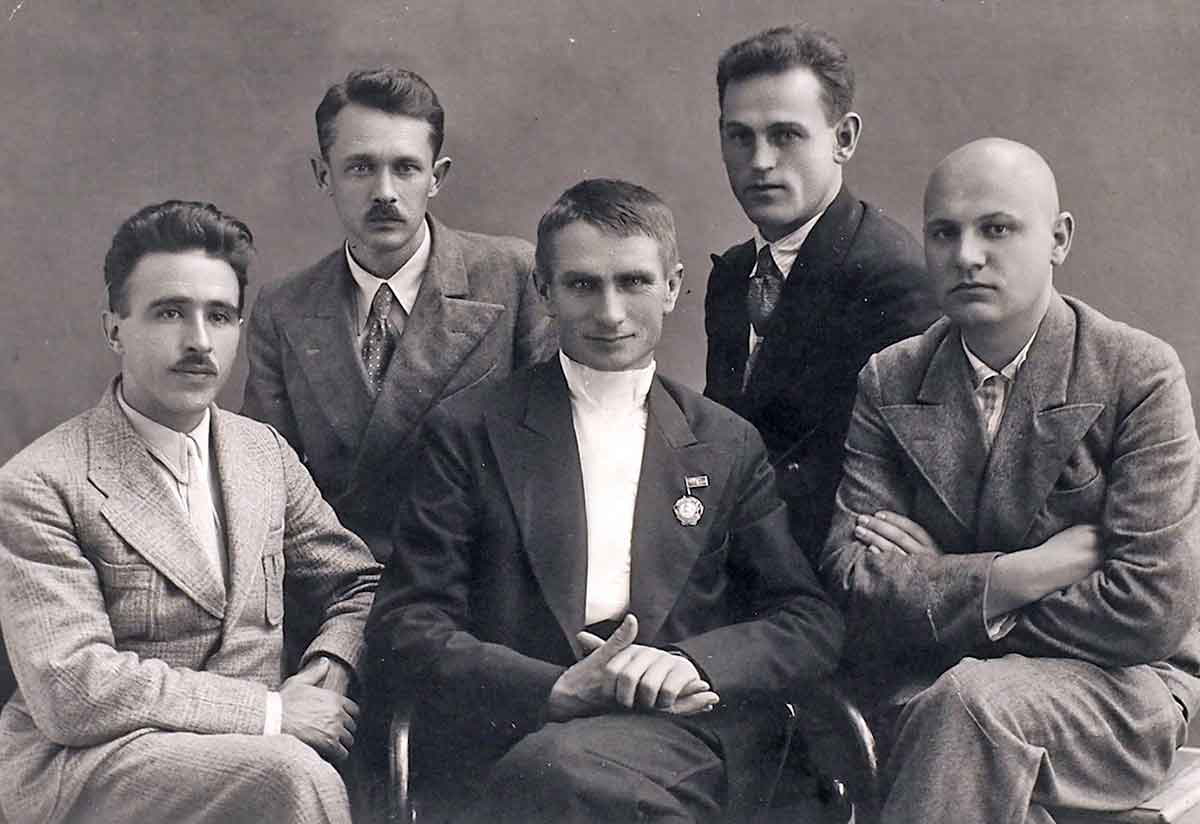 lysenko with fellow scientists