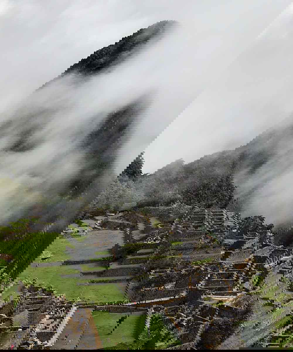 machu picchu morning mist