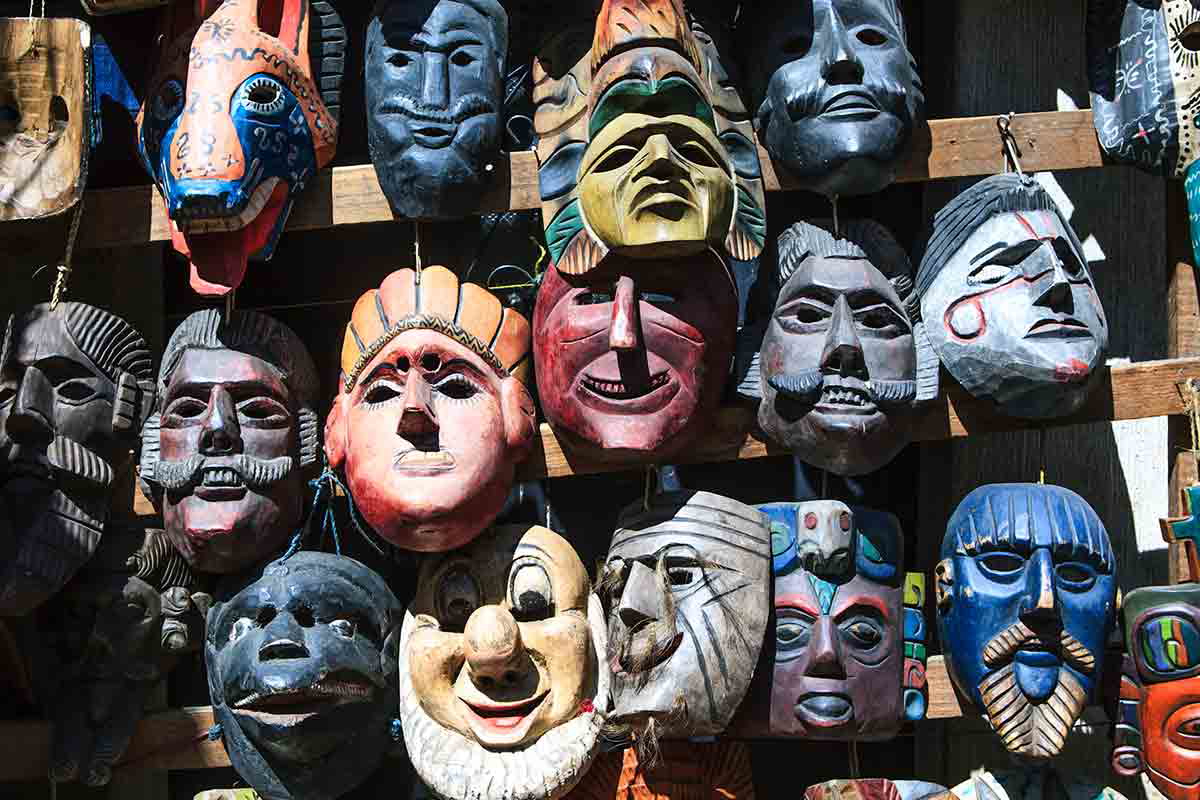 mask market guatemala