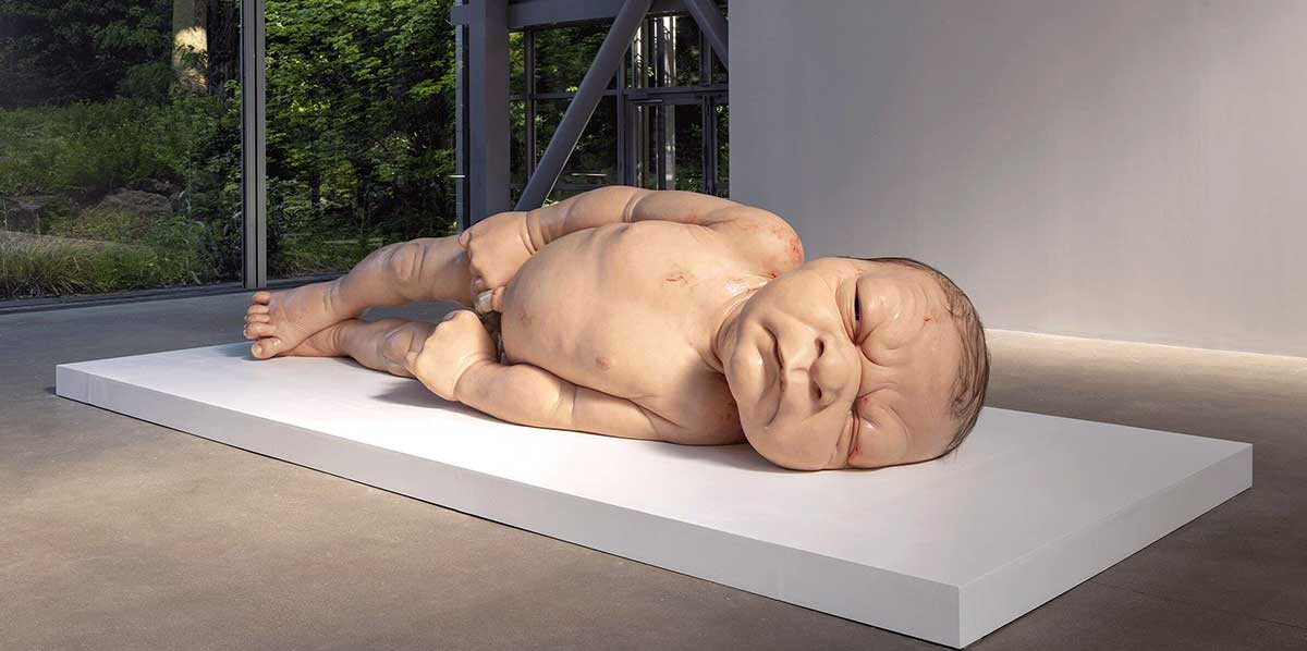 mueck girl sculpture