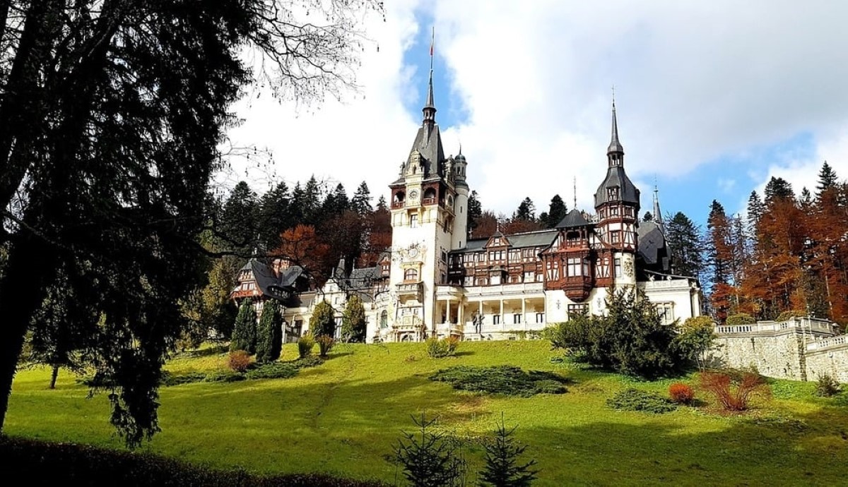 must see historic sites romania