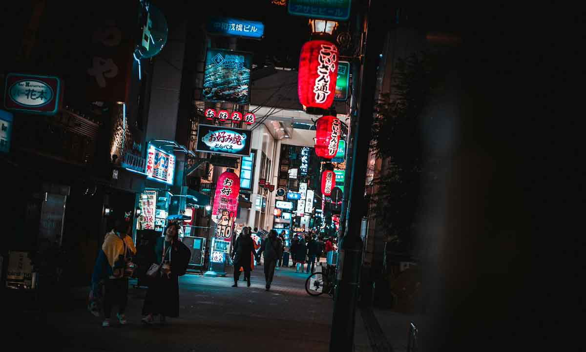 nanba osaka night signs