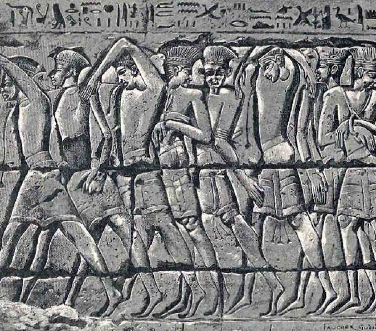 philistine captives at medinet_habu