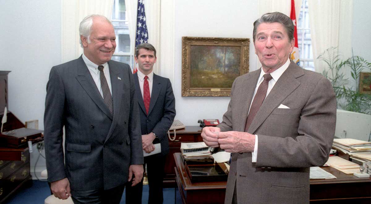 ronald reagan iran contra affair