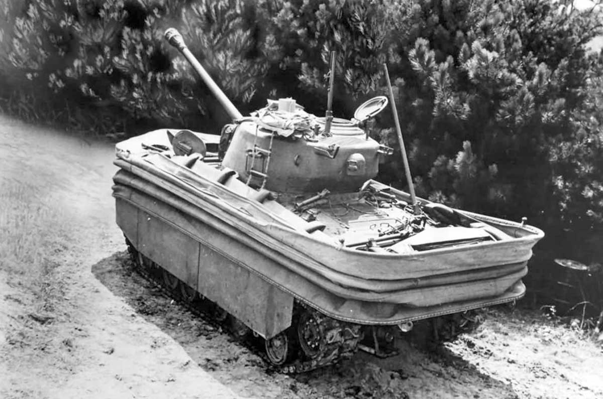 sherman dd tank WWII