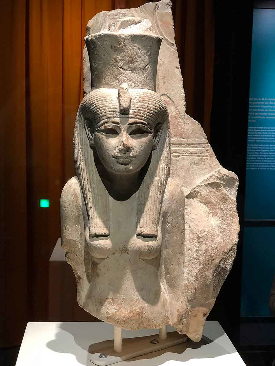 sigmund freud egypt mut sculpture