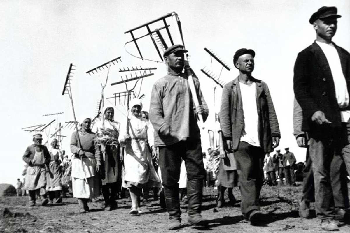 soviet collective farm workers