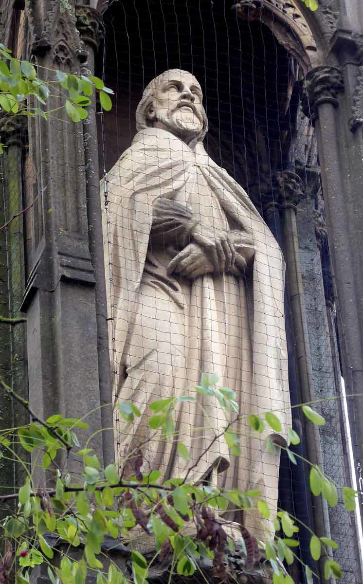 statue nicholas ridley martyr memorial oxford