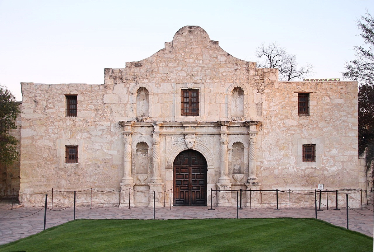 the alamo mission san antonio texas