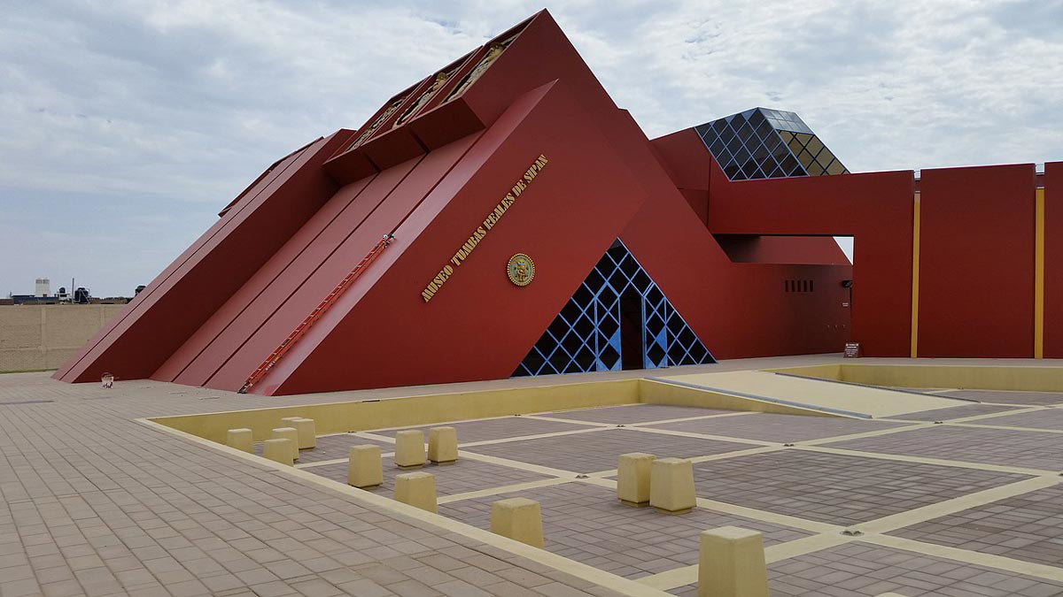 the royal tombs of sipan museum peru