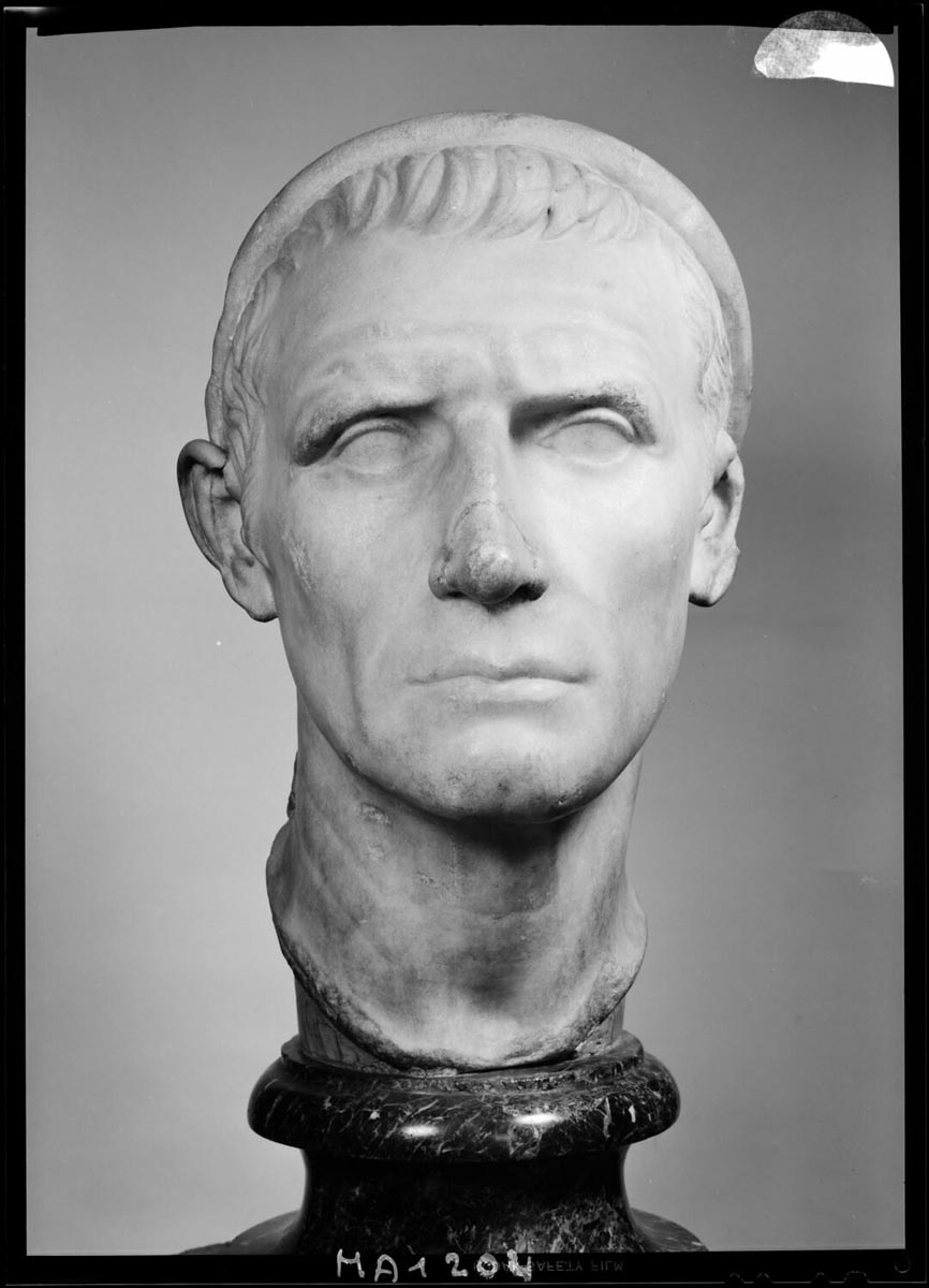 Antiochus III 1st century Louvre