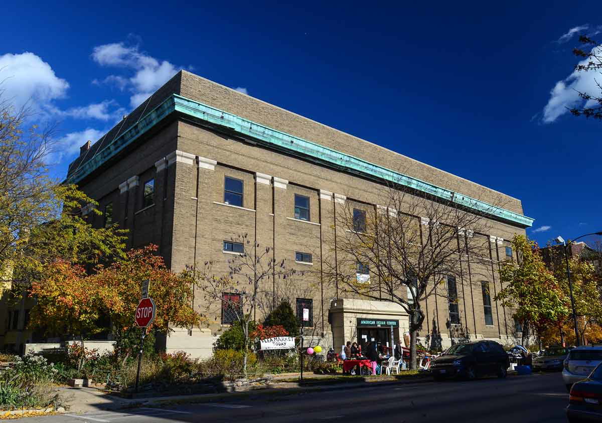american indian center chicago