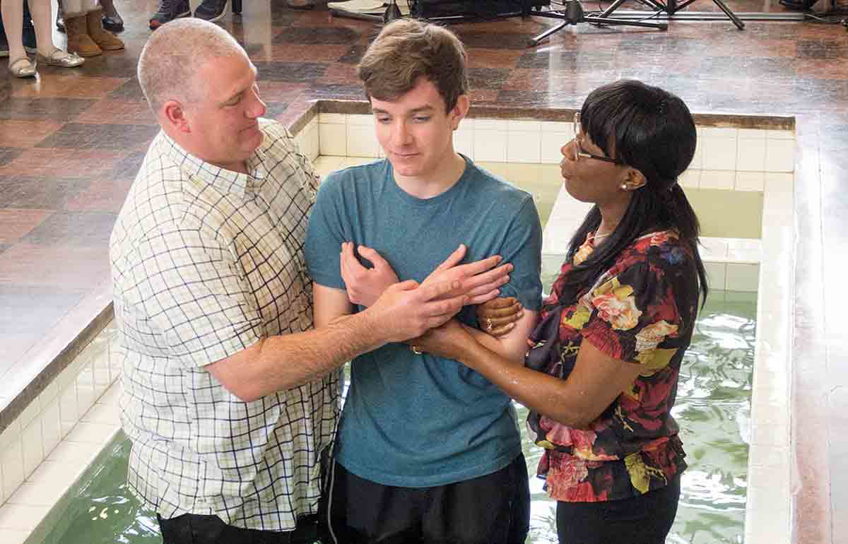 baptism at northolt park baptist church