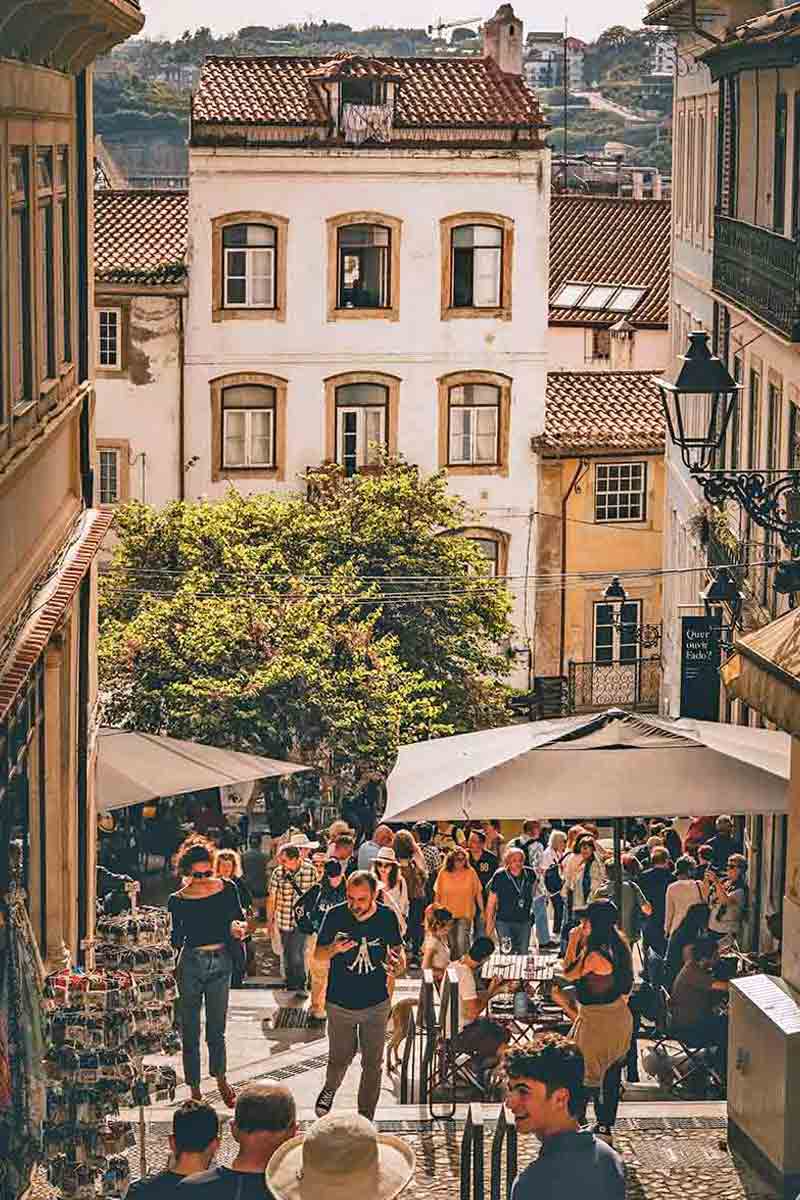 busy street coimbra