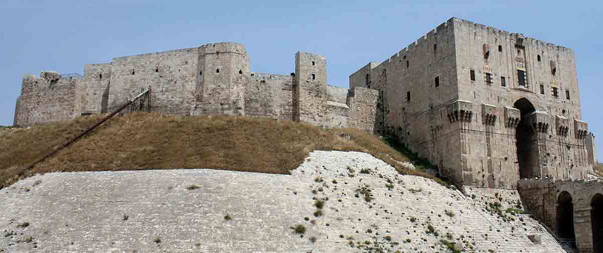 citadel aleppo heart of hamdanid dynasty photo