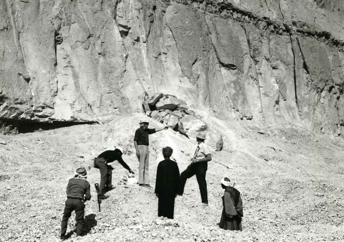 discovery nag hammadi photograph