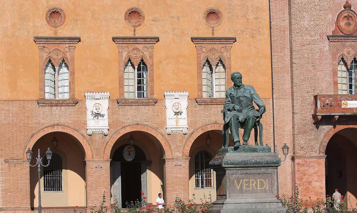 giuseppe verdi monument busseto