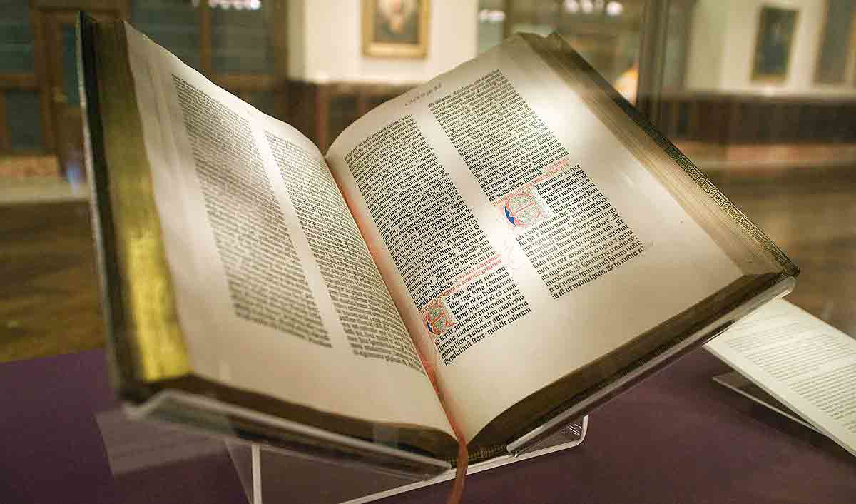 gutenberg bible new testament