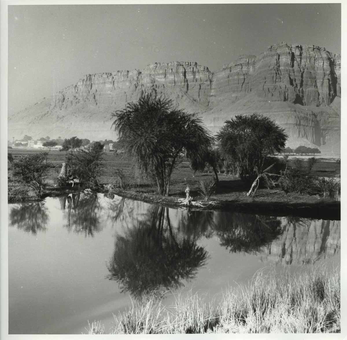 jabal al tarif cliff photograph