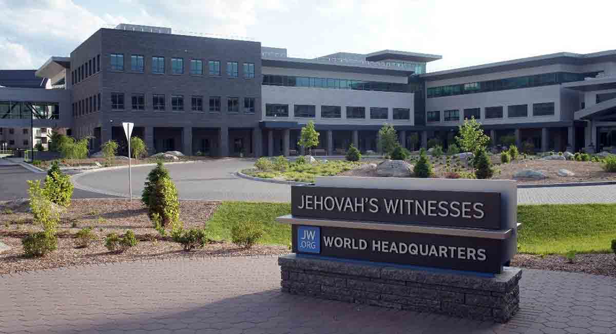 jehovahs witnesses world headquarters