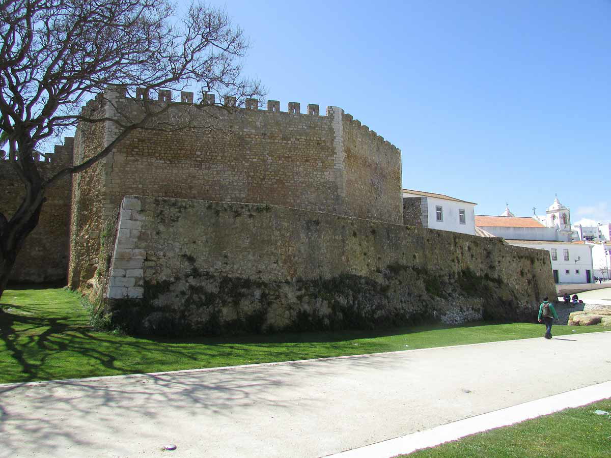 lagos portugal city walls
