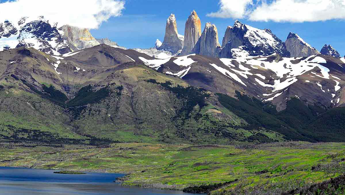 laguna azul torres del paine south america