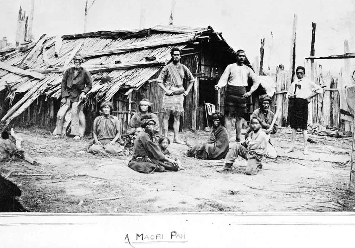 maori pa village men