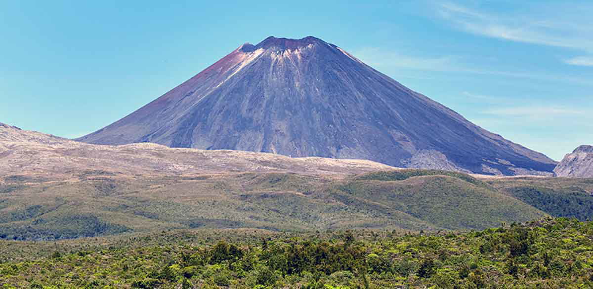 mountain ngauruhoe peak