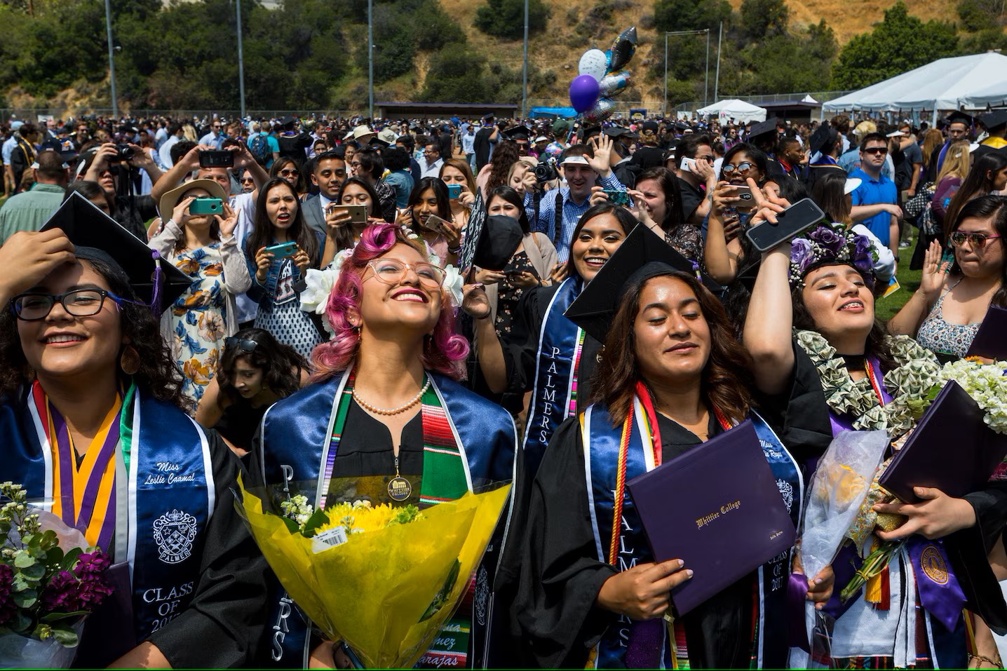 photo of latina women graduating from us college
