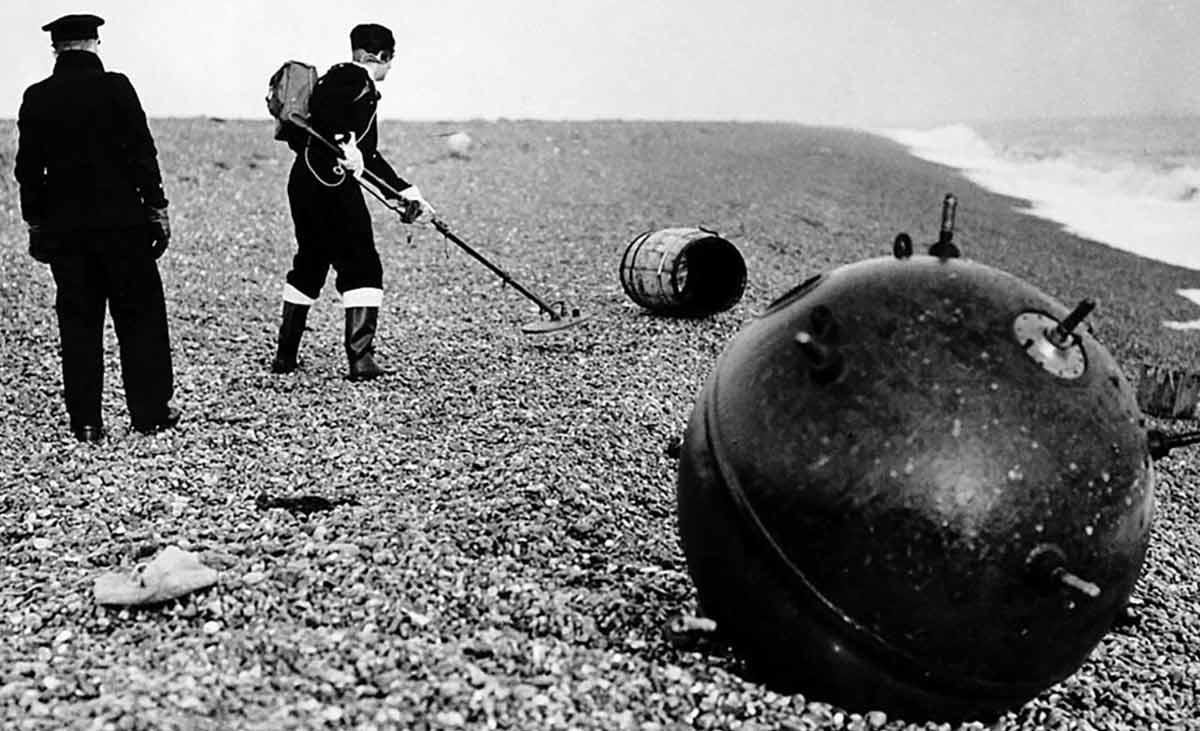 world war ii land mines suffolk shore