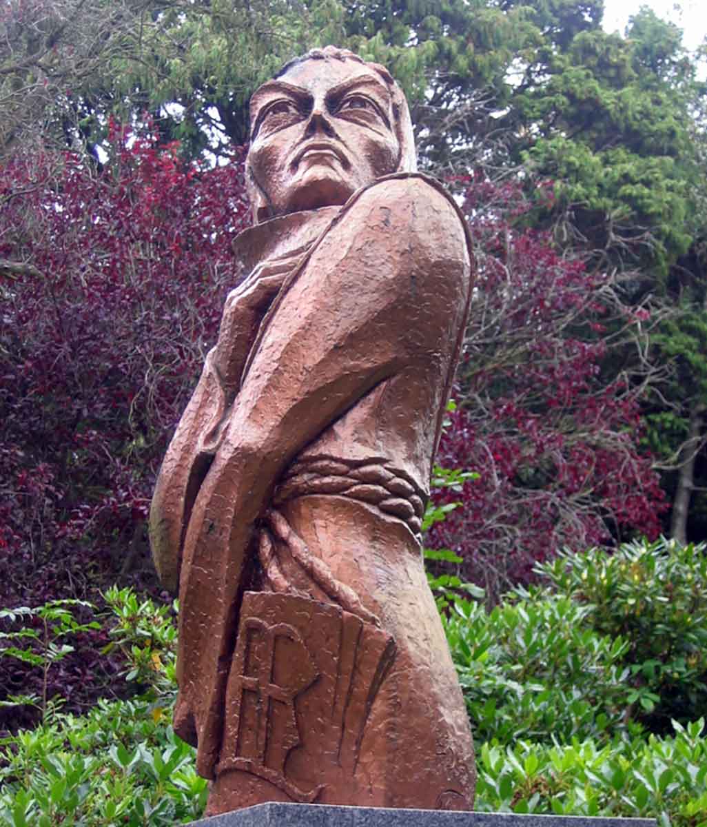 Duns Scotus sculpture