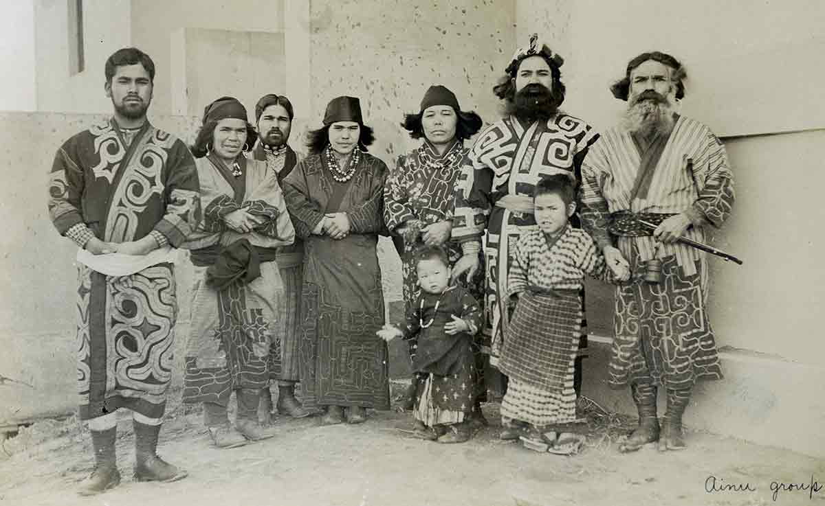 ainu family group