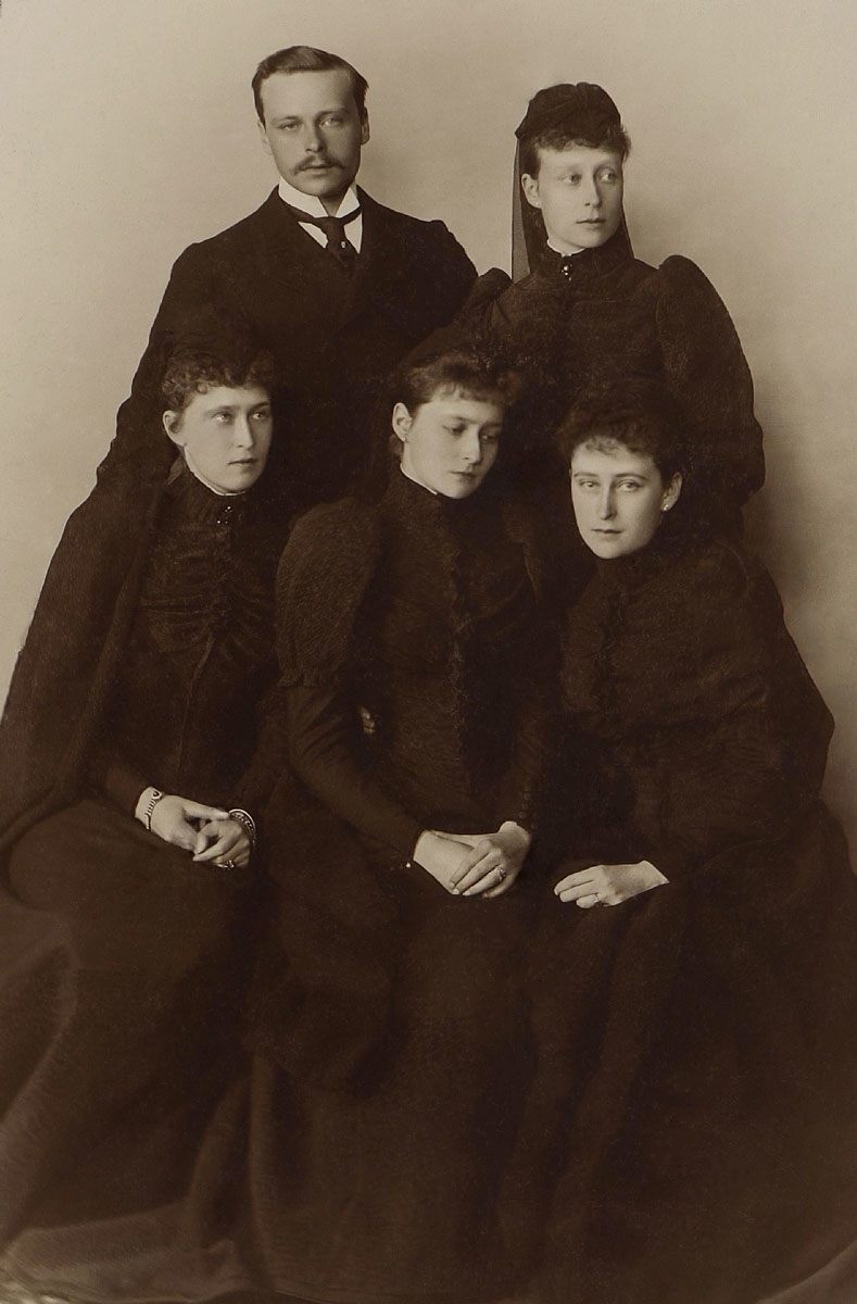 alix hesse siblings