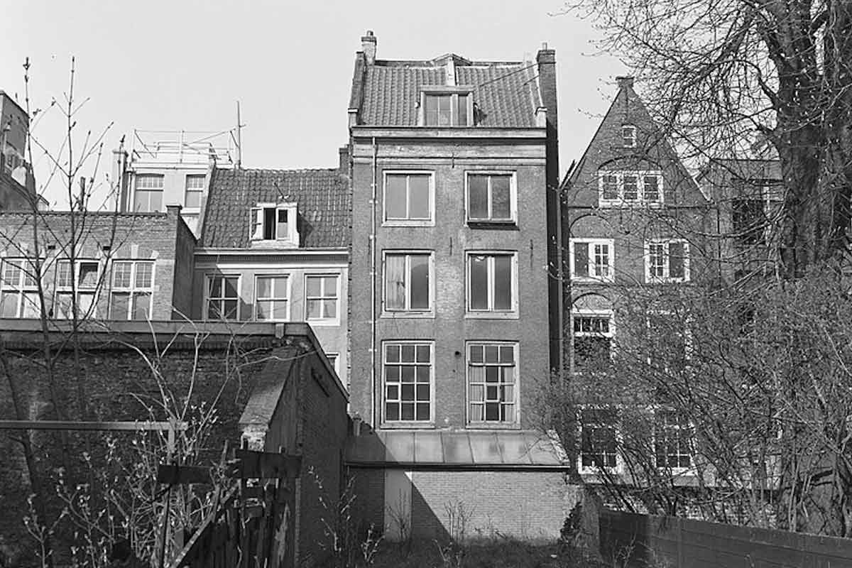 anne frank annex building 1957