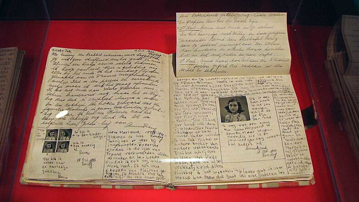 anne frank diary(1)