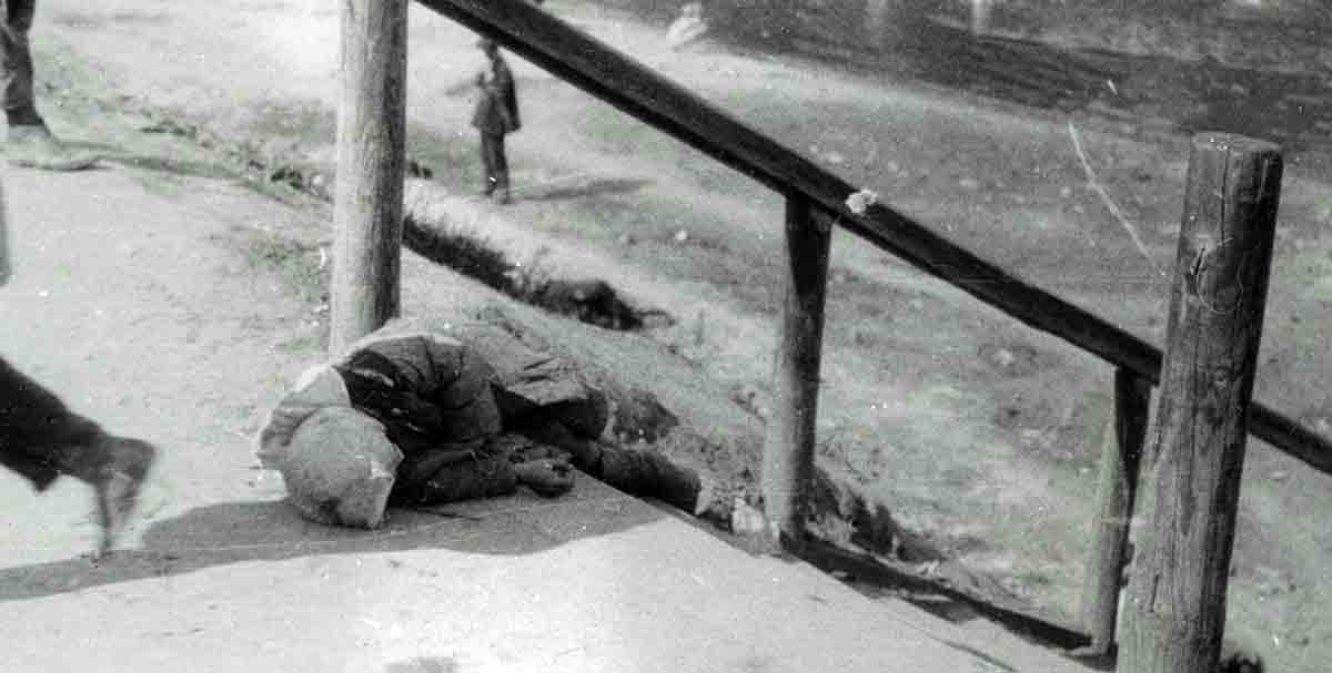 child dead kharkiv street