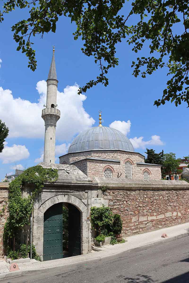 cinilli cami mosque istanbul