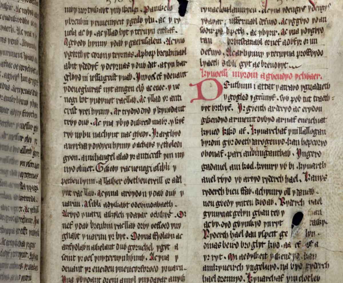 cyfoesi dialogue myrddin gwenddydd red book hergest
