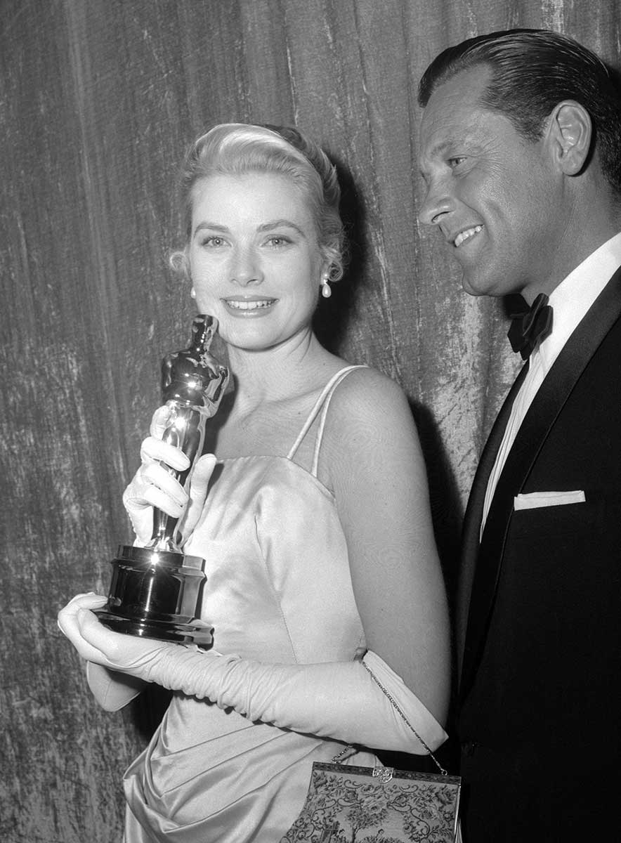 grace kelly academy award 1955