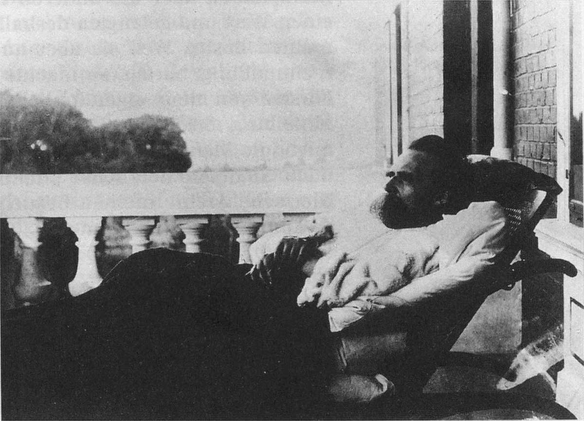 ill nietzsche 1899