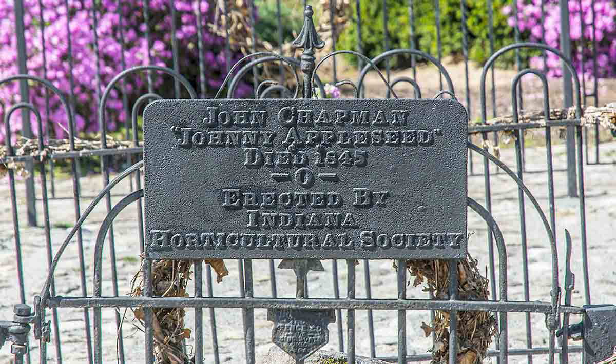 johnny appleseed gravesite