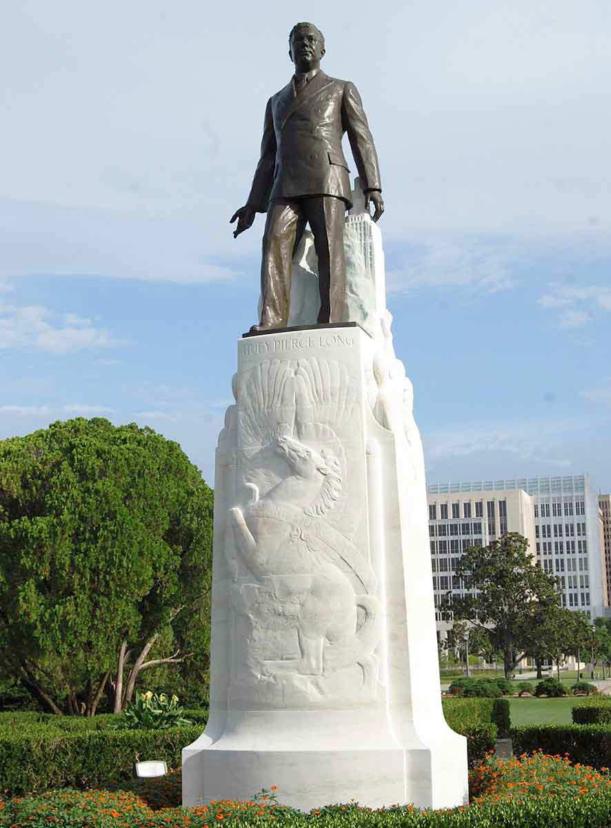 long statue 1