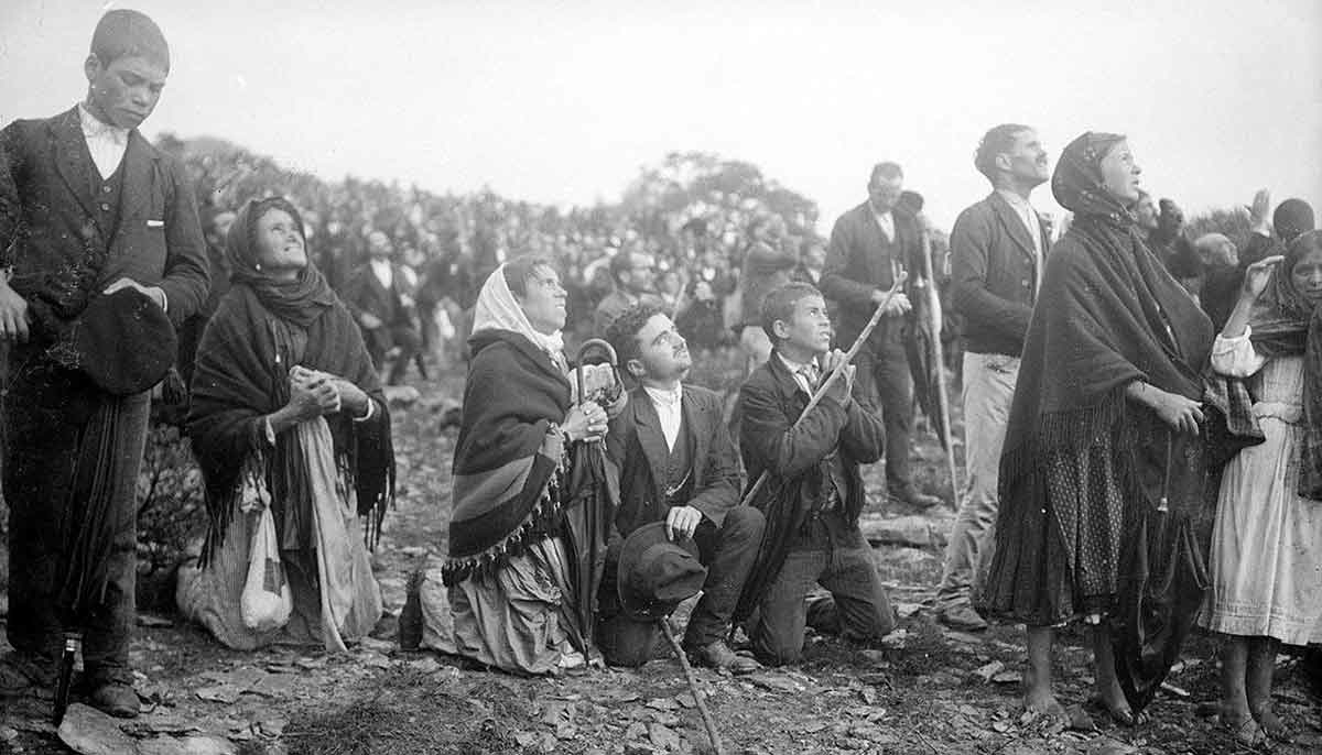 miracle of the sun fatima photograph