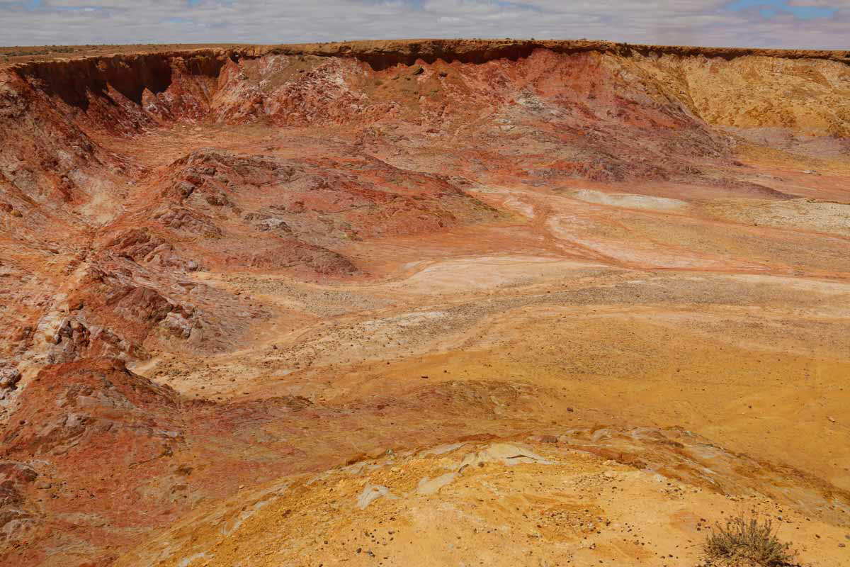 ochre mine australia