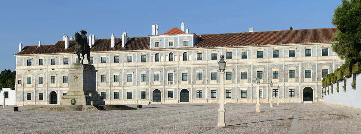 palacio vila vicosa portugal