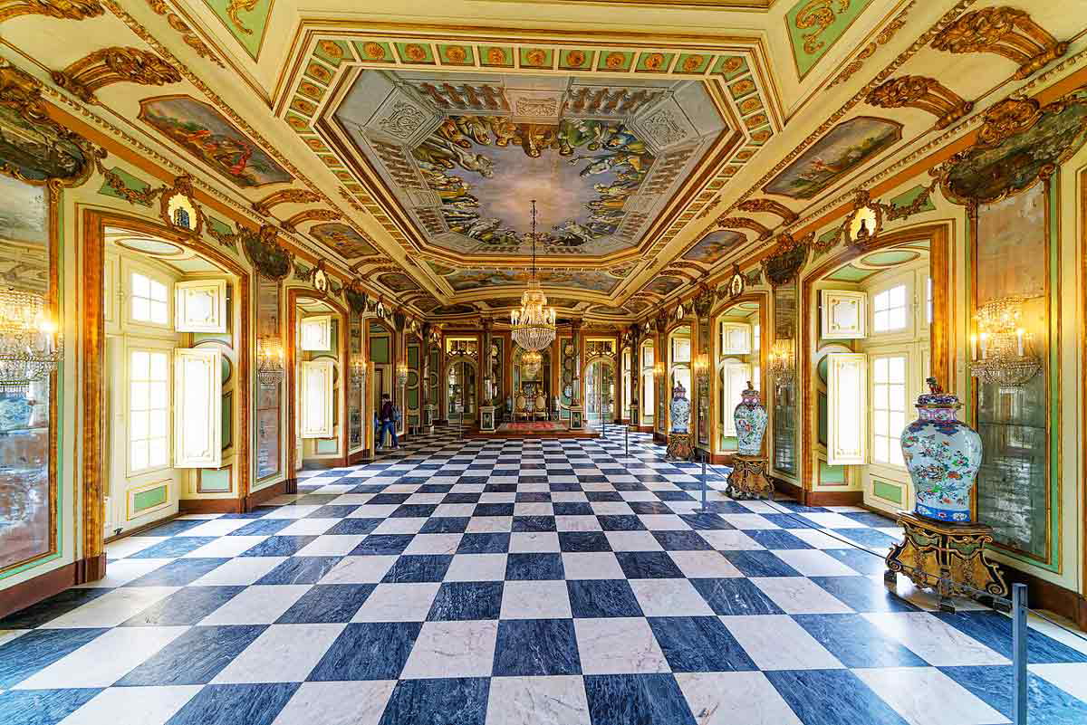 queluz palace photo