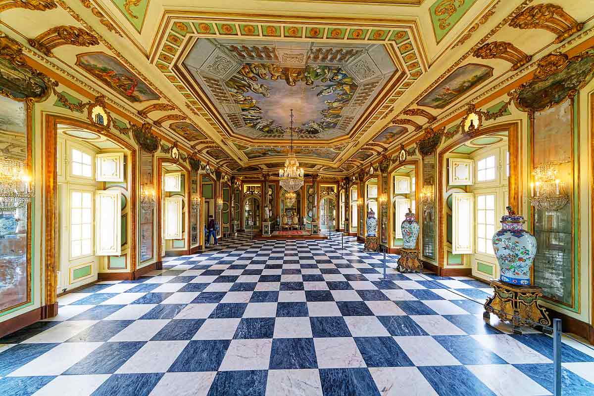 queluz palace photo