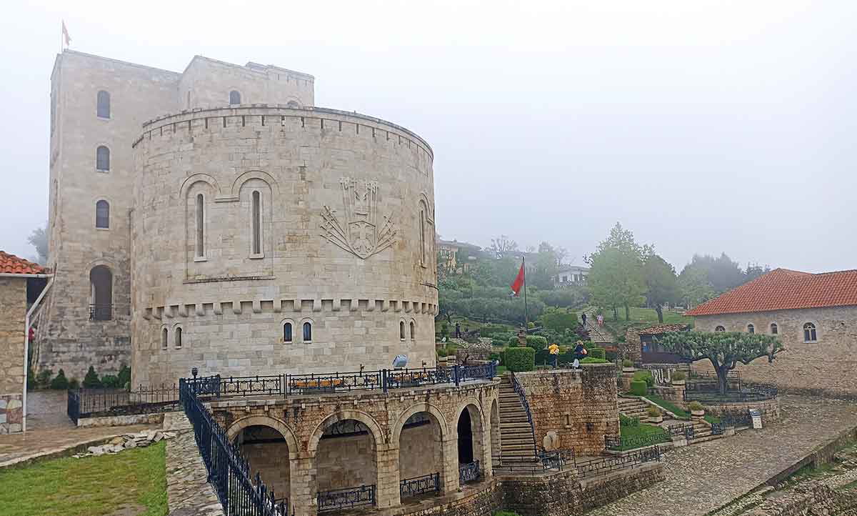 skanderbeg kruje castle